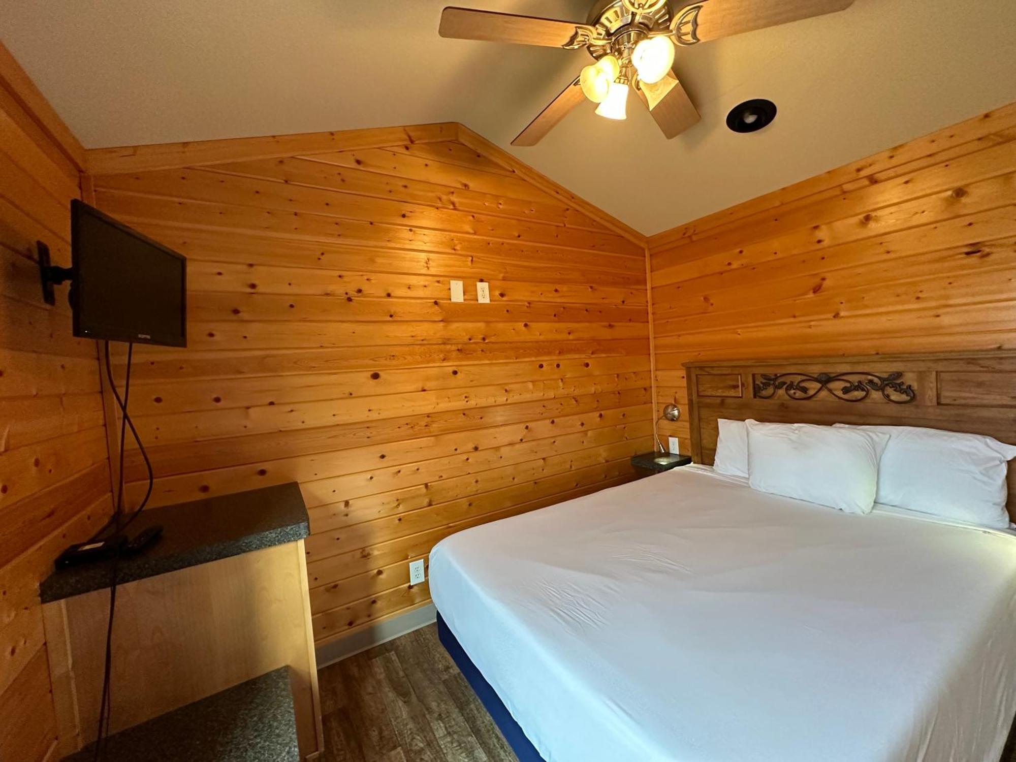 Westport Inn Cabins エクステリア 写真